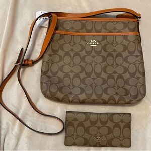 Coach✨🤎🧡Brown and Tan Crossbody Bag with Signature Bifold Wallet